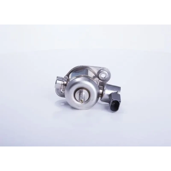 Bosch Yüksek Basınç Pompası – 0261520472 / OEM 06H127025N
