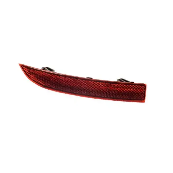 DEPO Arka Reflektör (Sağ) – 446-2904R-UQ / OEM 8W0945106AA