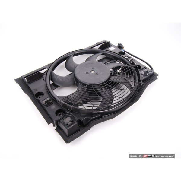 Fan Davlumbazli E46 M52-54 - Kod 4U.15708BW - OEM 64546988913