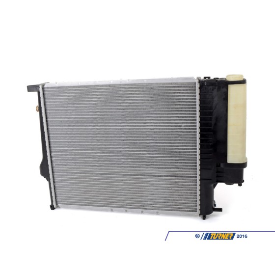 BEHR SU Radyatörü Otomatik 520mm E34 M20-50 - Kod BHR8MK376713101 - OEM 17111719309 ürün görseli