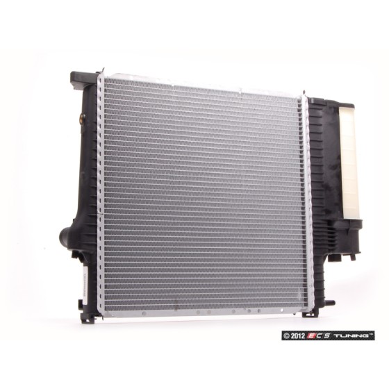 BEHR SU Radyatörü Man Klimali E30-36 M40-50 - Kod BHR8MK376713121 - OEM 17111728907 ürün görseli