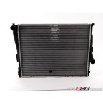 BEHR SU Radyatörü Otomatik E46 - Kod BHR8MK376716251 - OEM 17119071518