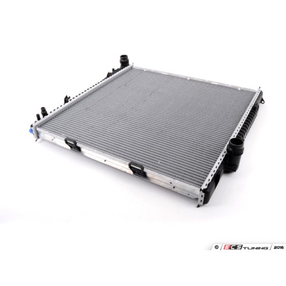 BEHR SU Radyatörü Otomatik 3.0d-3.0i-4.4i E53 - Kod BHR8MK376718764 - OEM 17107544668 ürün görseli