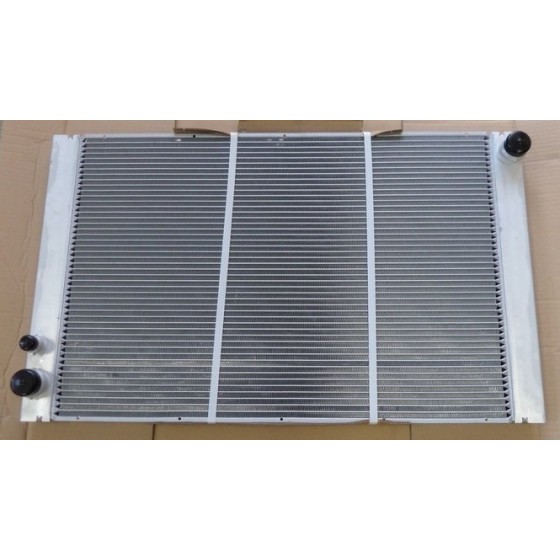 BEHR SU Radyatörü Asb Otom A8 3.0TDİ - Kod BHR8MK376719081 - OEM 4E0121251 ürün görseli