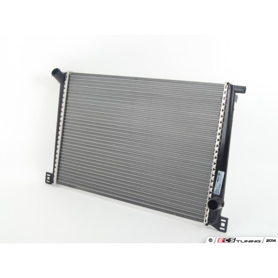 BEHR SU Radyatörü 2010 - Kod BHR8MK376754591 - OEM 17117535099 ürün görseli
