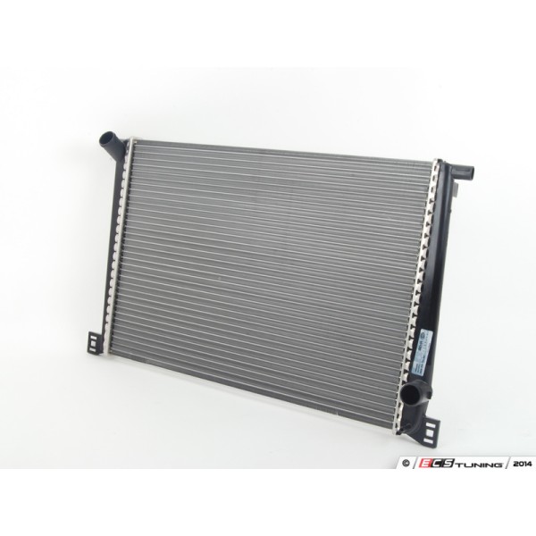 BEHR SU Radyatörü 2010 - Kod BHR8MK376754591 - OEM 17117535099
