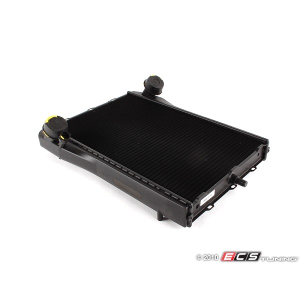 BEHR SU Radyatörü 911 Sağ Porsche 3.6 - Kod BHR8MK376765141 - OEM 99610613272