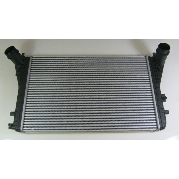 BEHR Interkol Radyatörü Cayc Volkswagen Passat 6 1.6TDİ - Kod BHR8ML376746741 - OEM 3C0145805AK