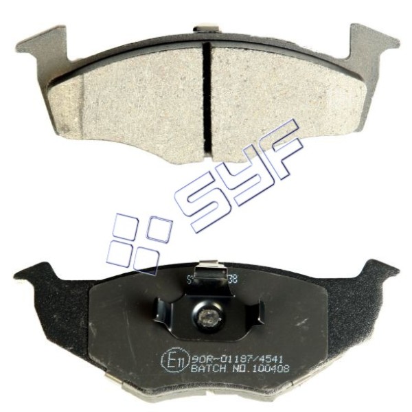 Ön Fren Balatası - Volkswagen Golf 3 - 1.4, 1.6, 1.9D (91-96) / Seat Cordoba 1.6 16V (97-99) / Seat Toledo 1.6 / 1.8 (96-99), (75 HP) - Kod SYF-09 638 - OEM 1H0698151A