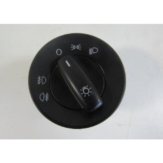Far - Anahtari Sisli Skoda Octavia 04-08 - Kod 1Z0941431E 3X1 - OEM 1Z09414313X1 ürün görseli