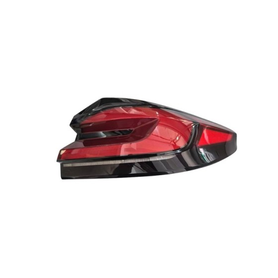 İthal Bmw Stop Sağ 5 / G30 Lci 21-24 - Kod 225542 - OEM 63218493812 ürün görseli