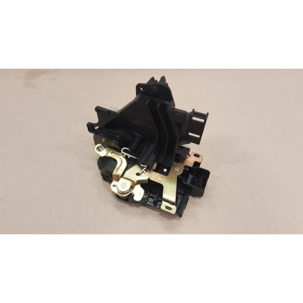 VIKA Kapi Kilit Mekanizmasi ÖN Sağ Skoda Fabia-seat Cordoba-seat Ibiza-volkswagen Polo-t5 - Kod 3B1837016BR_VIK - OEM 3B1837016BR