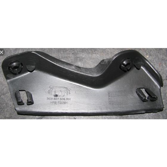 Tampon - Bağlanti Braketi ÖN Sol Volkswagen Passat 06-10 - Kod 3C0807505_DPA - OEM 3C0807506 ürün görseli