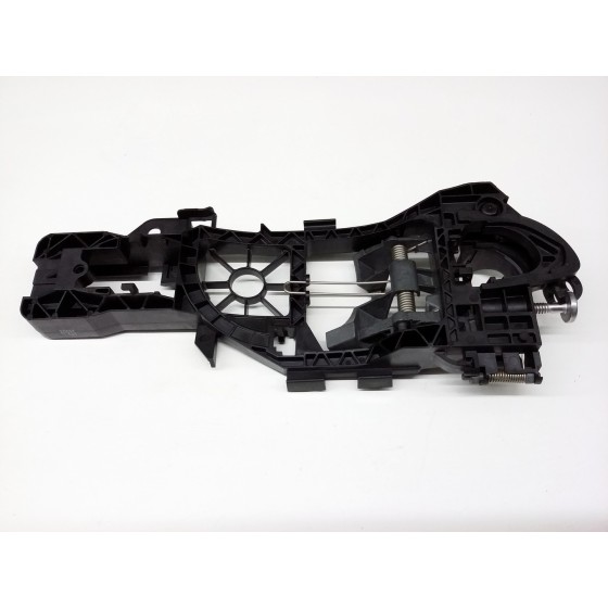 Kapi Tutamagi IC Yatak Kancasi Sağ Volkswagen Passat 06-15 - Kod 3C0837886J - OEM 3C0837886E ürün görseli