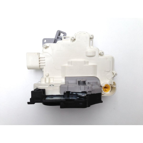 BARCHA Kapi Kilit Mekanizmasi ÖN Sol Volkswagen Passat-volkswagen Tiguan-q7-seat Ibiza-super B 2006 - > - OEM 3C1837015A