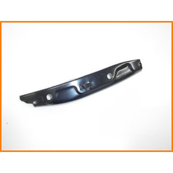 Tampon - Bağlanti Braketi ÖN Sağ Super B 08-13 - Kod 3T0807184_DPA - OEM 3T0807184