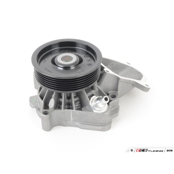 Devirdaim Su Pompası - / SU Pompasi E70-83 M57N2 - Kod 4U.13648BW - OEM 11517805812 ürün görseli