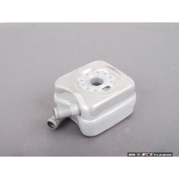 Yağ Soğutucu Volkswagen Caddy-t5-volkswagen Polo-a3-seat Leon Bjb-axb-bnv-bnm-bjm 1, 4 Audi Tdi-1, 9 Audi Tdi-2, 5 Audi TDI 01 - Kod 4U.14240VV - OEM 028117021L