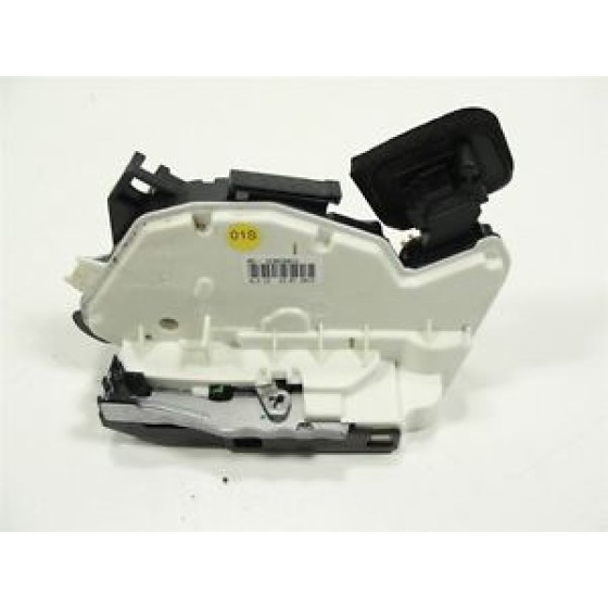 VIKA Kapi Kilit Mekanizmasi Arka Sol Skoda Octavia-volkswagen Passat-skoda Rapid-seat Toledo-skoda Yeti 2013>> - Kod 5E0839015_VIK - OEM 5E0839015 ürün görseli