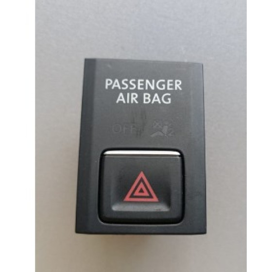 Dörtlü Flaşör Volkswagen Golf 7 - Volkswagen Scirocco Volkswagen Tiguan - Kod 5NA919225_OEM - OEM 5NA919225 ürün görseli