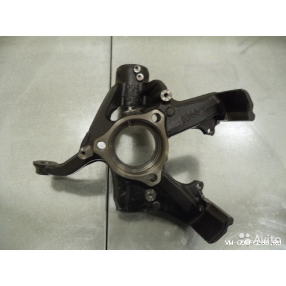 Aks Taşiyici Sağ Volkswagen Golf 7 - OEM 5Q0407256N ürün görseli