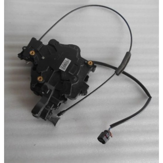Sürgülü Kapi Kilidi Sol T5 - Kod 7H0843653ED_OEM - OEM 7H0843653ED ürün görseli