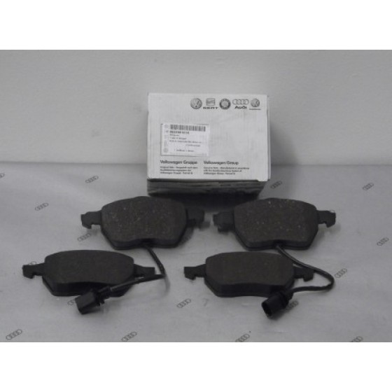 İthal Ön Fren Balatası - Volkswagen Passat Audi A4 - OEM 8E0698151K ürün görseli
