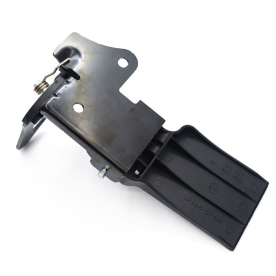 VIKA Motor Kaput Kilidi Üst AQ3 12-18 RSQ3 14-18 - Kod 8U0823480A_VIK - OEM 8U0823480B ürün görseli