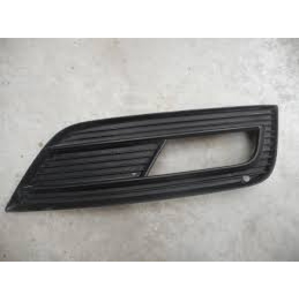İthal Ön Tampon - Tampon Izgarasi Sağ ( Kromlu ) A4 2013 - Kod A413-1702 - OEM 8K0807682K