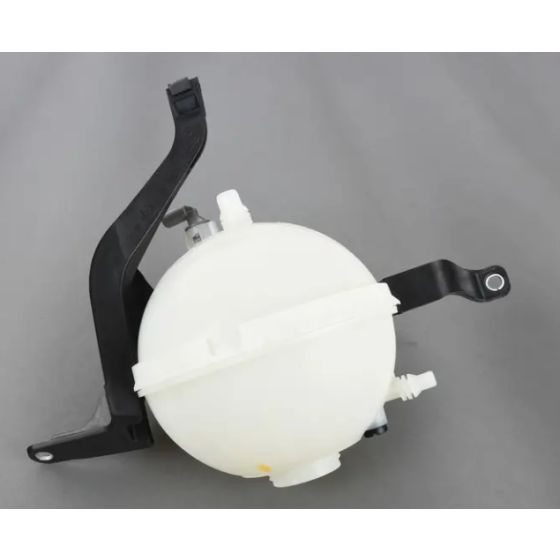 BLUEMAX Radyatör - Bmw Radyatör Yedek SU Deposu F10-f10 Lci-f11-f11 Lci-f18-f18 Lci N20 - Kod BL-2162 - OEM 17138614293 ürün görseli