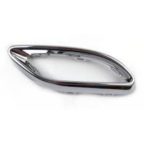 BLUEMAX Eksoz Ucu Çerçevesi Nikelaji Sağ Krom W205 W213 W177 Mercedes-benz W246 W247 C253 X253 Mercedes-benz - Kod BL-2563 - OEM A2058852321 ürün görseli