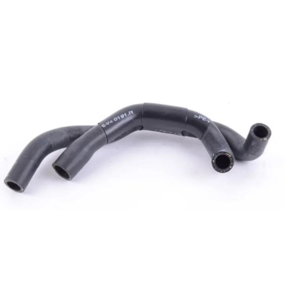 BLUEMAX Soğutma Hortumu V.w.volkswagen Caddy Iii / Volkswagen Golf Plus / Volkswagen Golf V 1.9 Audi TDI Skoda Octavia II / Skoda Superb II 1.9 Audi TDI Audi A3 1.9 Audi TDI - Kod BL-27878 - OEM 1K0121086T ürün görseli