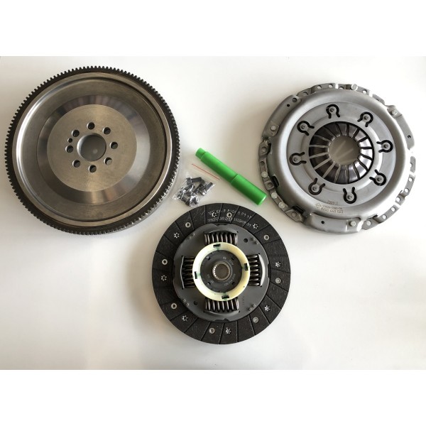 BLUEMAX Sabit Volantli Kit Volant+baski+balata Trafic-iii Opel Vivaro B Vito 447 - Kod BL-MR 103-K - OEM 123107183R