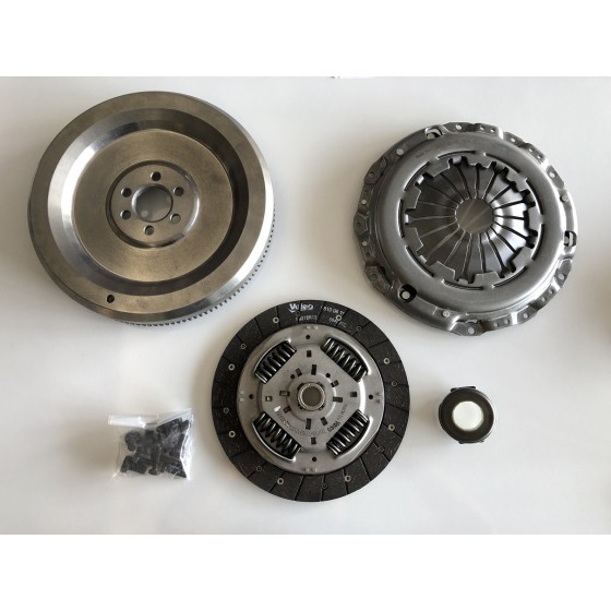 BLUEMAX Sabit Volantli Kit Volant+baski+balata+rulman Volkswagen Polo-seat Ibiza-skoda Fabia-a1 Cusa-cusb-cuta 1.4 Audi TDI - Kod BL-VW 306-K - OEM 04B105266D ürün görseli