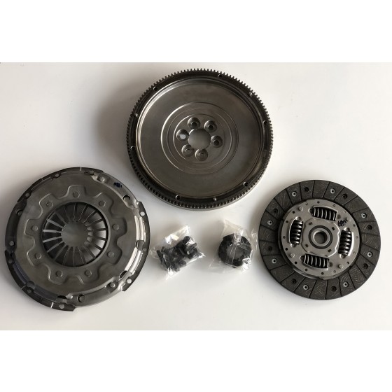 BLUEMAX Sabit Volantli Kit Volant+baski+balata+rulm Golf4-volkswagen Bora-a3-seat Toledo-volkswagen Polo Agr-alh-ahf 1.6 Audi Tdi-1.9 Audi TDI - Kod BL-VW 320-K - OEM 038105264J ürün görseli