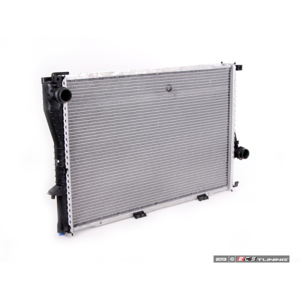 BTAP Radyatör - Klimali-klimasiz Otomatik-manuel S.5 E39 S.7 E38 - Kod BMW276421 - OEM 17111436060