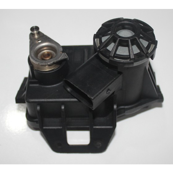 Pierburg Manifold Ayar Motoru X.3 E83 - Kod BMW277003 - OEM 70036000 ürün görseli