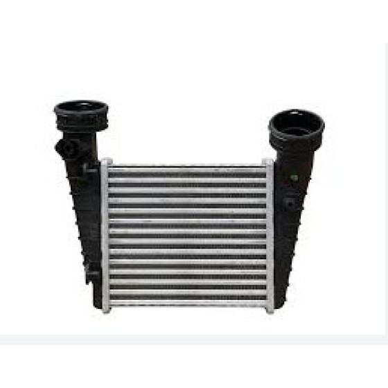 Turbo Radyatörü Volkswagen Passat Awt 1, 8 T 8ml 376 - Kod BSG 90-535-004 - OEM 3B0145805H ürün görseli
