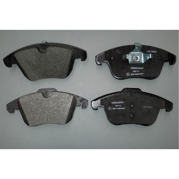 Ferodo Ön Fren Balatası - Land Rover Freelander 2.2 TD4 - Kod FDB-1897 - OEM LR004936