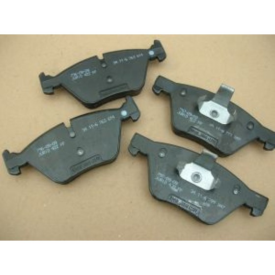 Ferodo Ön Fren Balatası - F10 - Kod FDB-4380 - OEM 34116775310 ürün görseli
