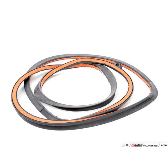 Lemförder Kapi Lastiği Arka Sağ E34 - Kod LMF1324401 - OEM 51229061486 ürün görseli