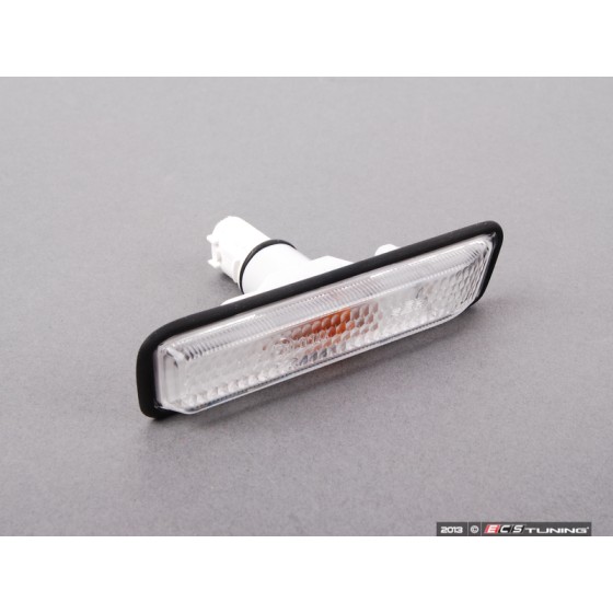 LEART Çamurluk - Sinyali Beyaz Sağ E36 - Kod LRT25260120 - OEM 63137164492 ürün görseli