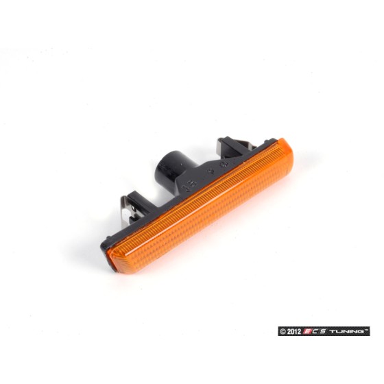 LEART Çamurluk - Sinyali Sari Sağ E38 - Kod LRT25263122 - OEM 63138360215 ürün görseli