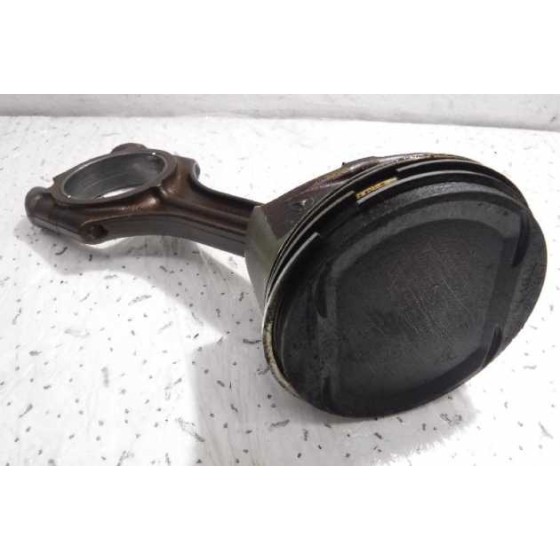Mahle Piston - Clk / E230 90, 90 MM 111 - Kod MHL0010600 - OEM A1110302818 ürün görseli