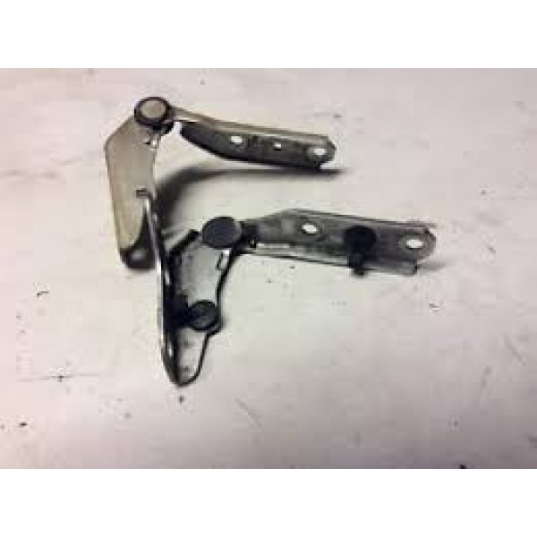 İthal Motor Kaput Menteşesi Sol Volkswagen Polo 2002 - Kod PLO02-4600 - OEM 6Q0823301B