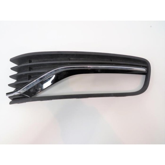 İthal Ön Tampon - Tampon Izgara Sağ ( Sissiz ) Volkswagen Polo 2014 - Kod PLO14-1704 - OEM 6C0853666D ürün görseli