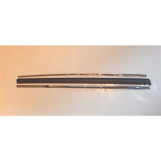 İthal Kapi Bant Takimi ( Nikelajli ) Volkswagen Passat 2011- ( / ) - Kod PST11-0001 - OEM 3AA854939A ürün görseli