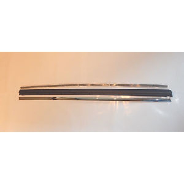 İthal Kapi Bant Takimi ( Nikelajli ) Volkswagen Passat 2011- ( / ) - Kod PST11-0001 - OEM 3AA854939A