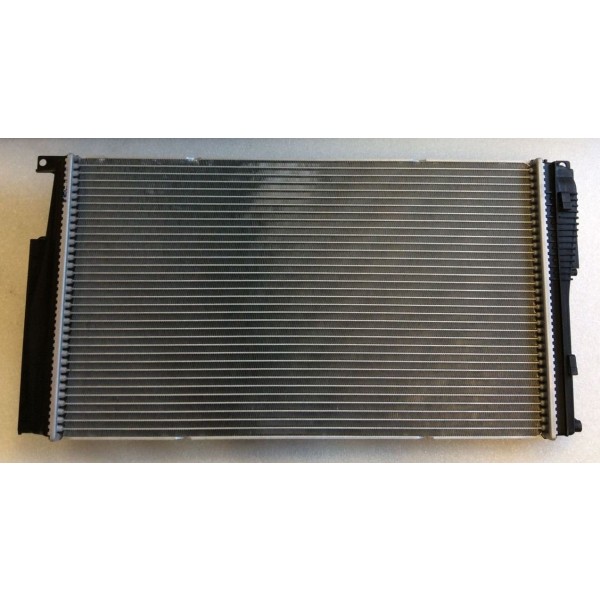 Valeo SU Radyatörü Man N13-n47 - Kod VAL735451 - OEM 17117600511