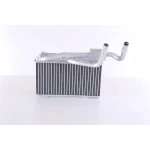 Nissens Kalorifer Radyatörü – 70529 / OEM 64116968203
